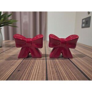 New Christmas Red Bow Salt & Pepper Shakers Salt N Pepper Dinning Set